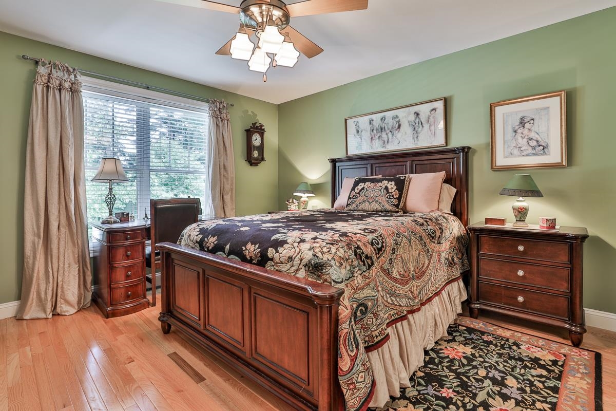 12 Settlers Way Pelham, NH 03076 - Photo 17 of 33