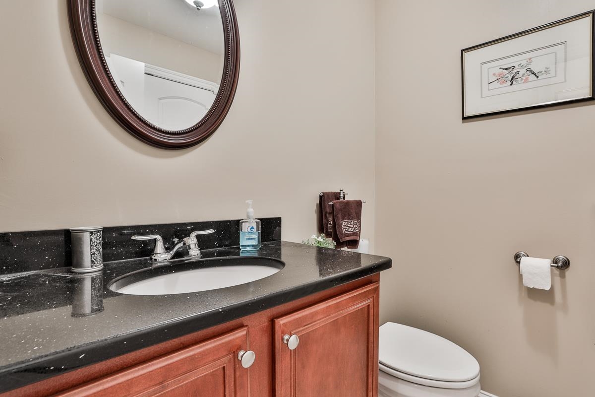 12 Settlers Way Pelham, NH 03076 - Photo 19 of 33