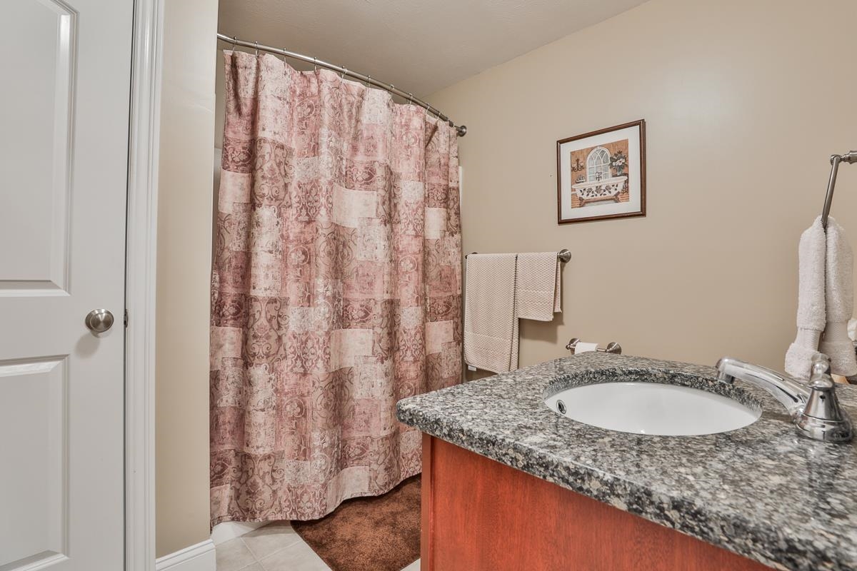 12 Settlers Way Pelham, NH 03076 - Photo 31 of 33