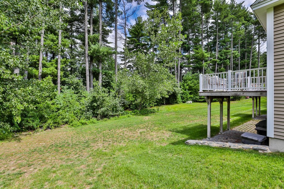 12 Settlers Way Pelham, NH 03076 - Photo 5 of 33