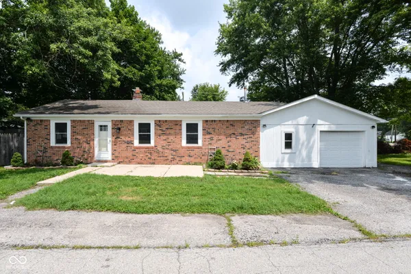 $227,700 | 408 Franklin Avenue, Arcadia, IN 46030