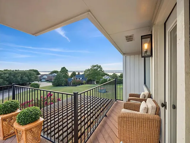 $850,000 | 435 Columbia Drive, Rockwall, TX 75032