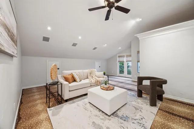 $850,000 | 435 Columbia Drive, Rockwall, TX 75032