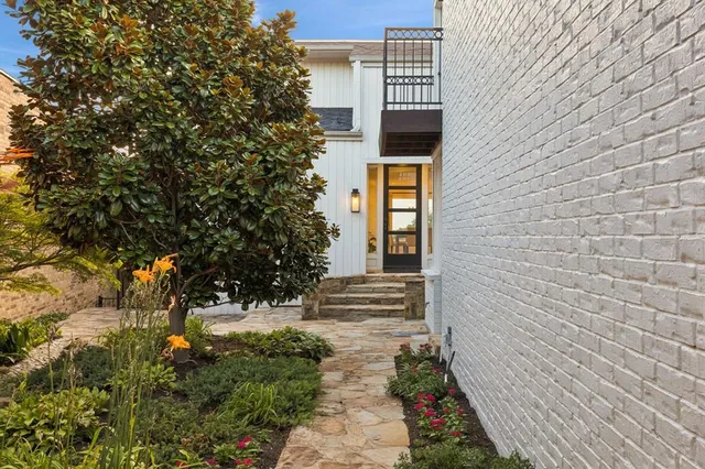 $850,000 | 435 Columbia Drive, Rockwall, TX 75032