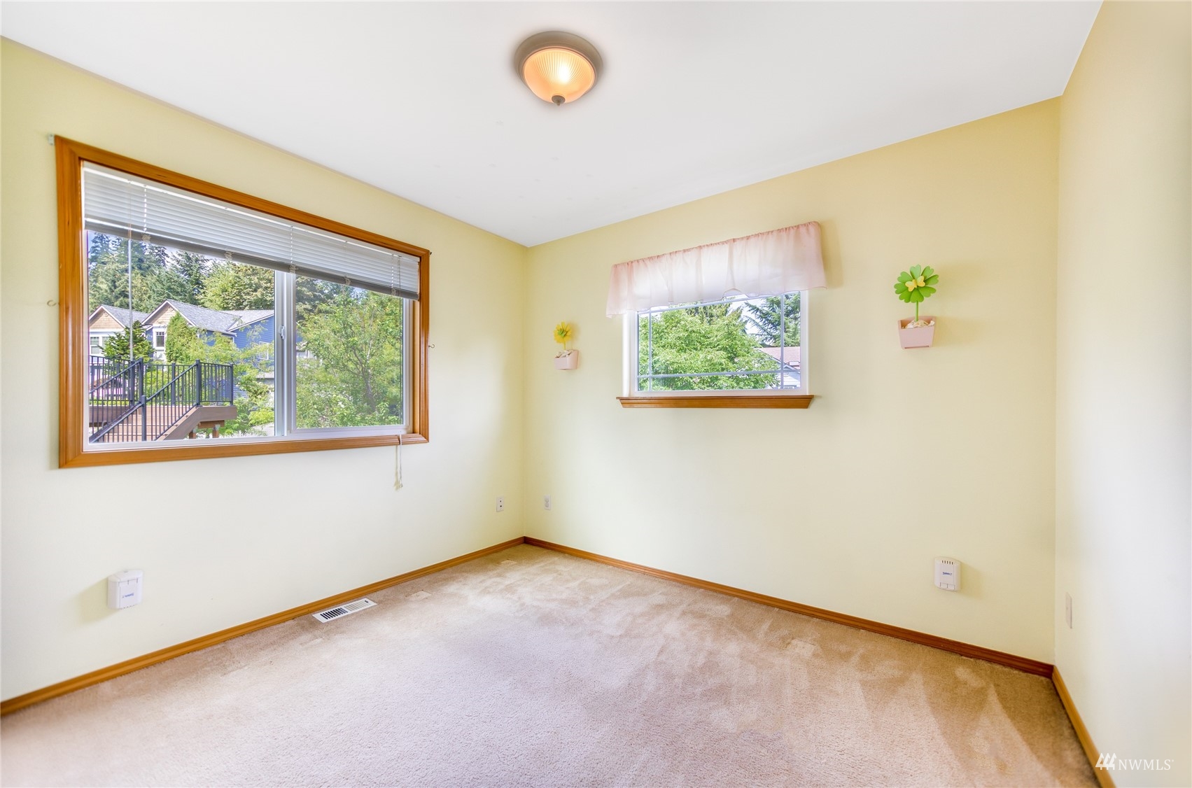 414 170th Place Southeast Bothell, WA 98012 - Photo 34 of 40 an empty room with a window