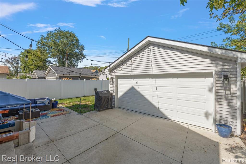 828 Princeton Road Berkley, MI 48072 - Photo 61 of 67