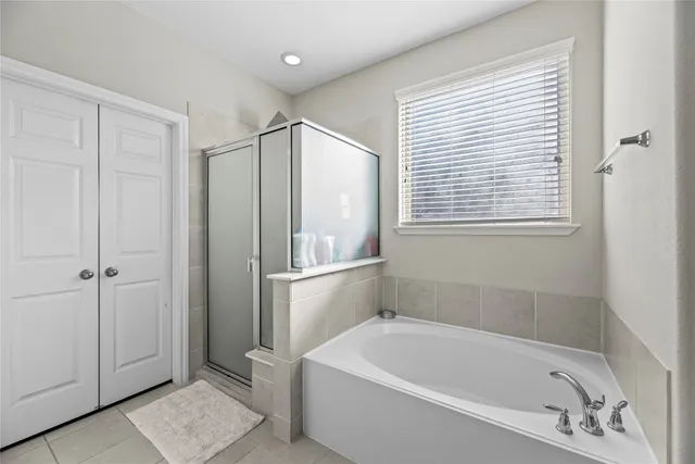 $3,200 | 9710 Messina Crest Court, Richmond, TX 77406