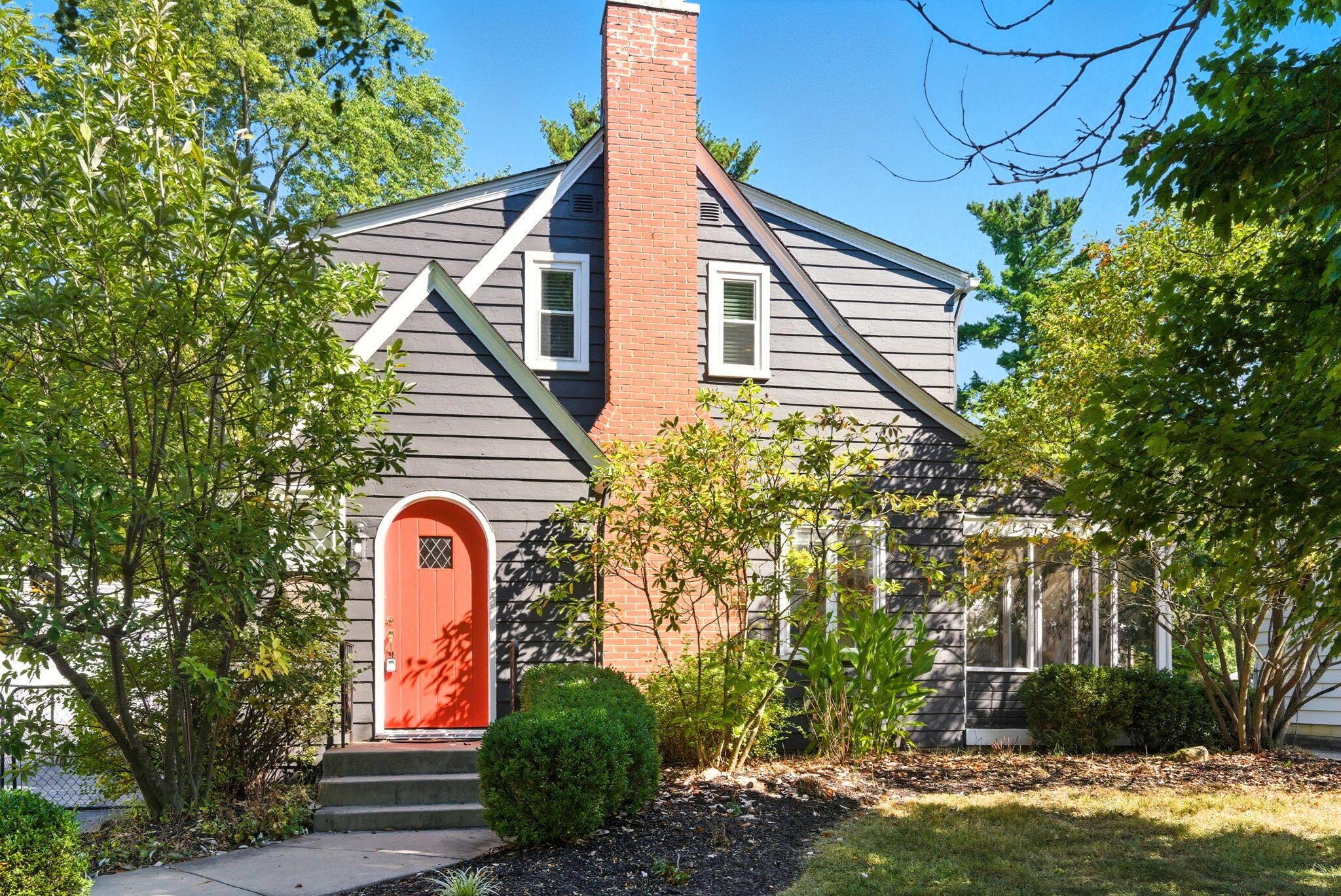302 Garden Road Columbus, OH 43214 - Photo 1 of 56 Front