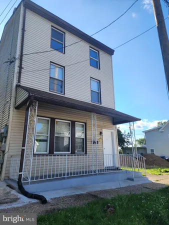 $3,000 | 211 Broad Street, Beverly, NJ 08010