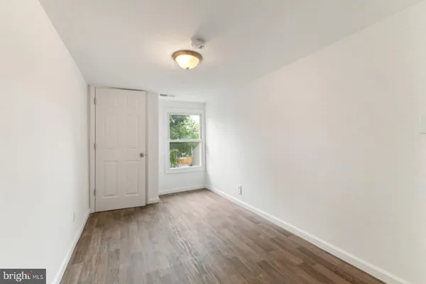 $3,000 | 211 Broad Street, Beverly, NJ 08010