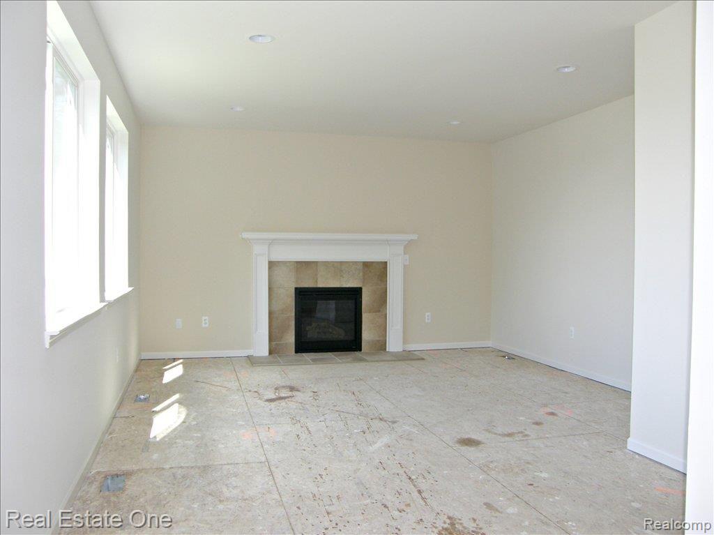 730 Bloomer Road Rochester, MI 48307 - Photo 5 of 7 Great Room