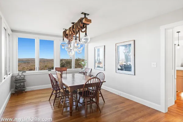 $10,950,000 | 16 Shotnaigher Lane, Chilmark, MA 02535