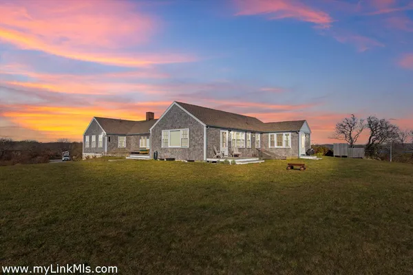 $10,950,000 | 16 Shotnaigher Lane, Chilmark, MA 02535