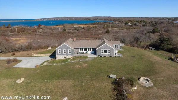 $10,950,000 | 16 Shotnaigher Lane, Chilmark, MA 02535