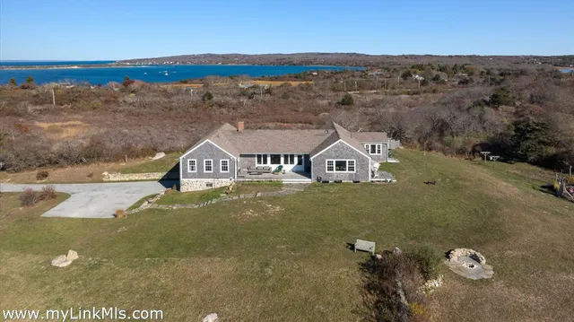 $10,950,000 | 16 Shotnaigher Lane, Chilmark, MA 02535