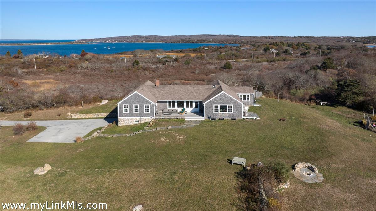 16 Shotnaigher Lane Chilmark, MA 02535 - Photo 4 of 29