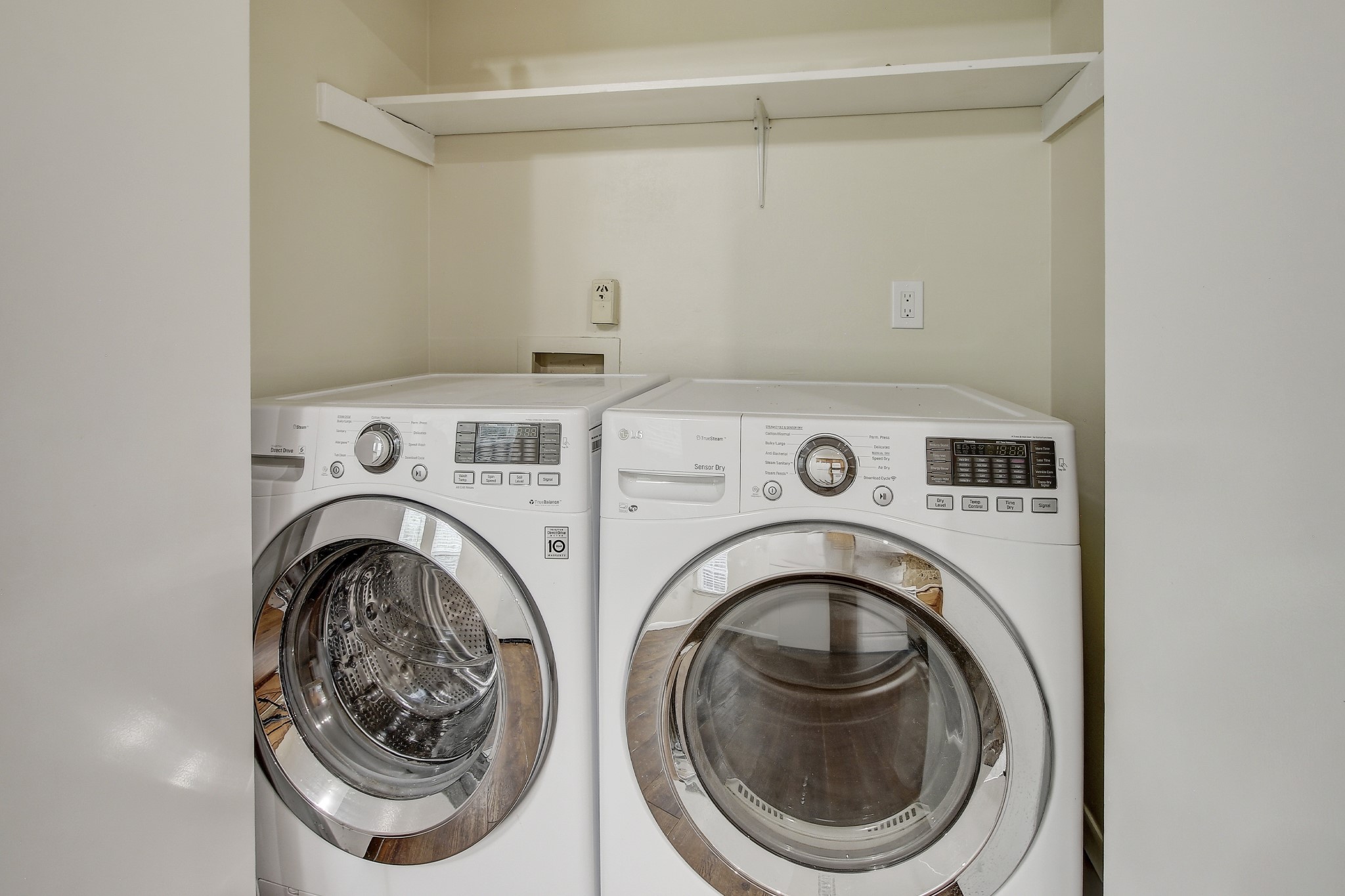 6902 Rifle Bend Austin, TX 78736 - Photo 16 of 33 a utility room with dryer and washer