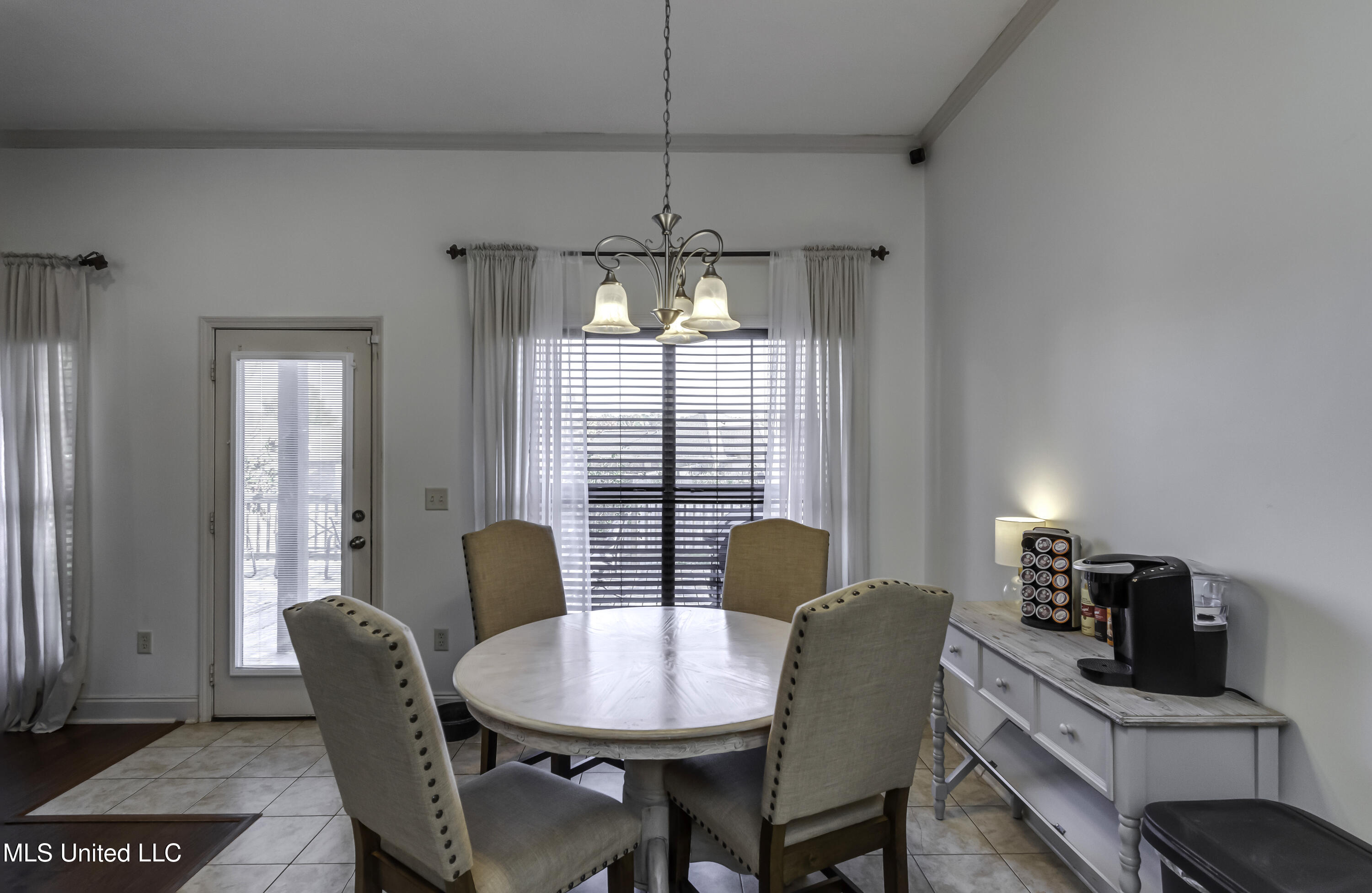 503 Springhill Place Brandon, MS 39047 - Photo 12 of 40 503 Spring Hill Place--29