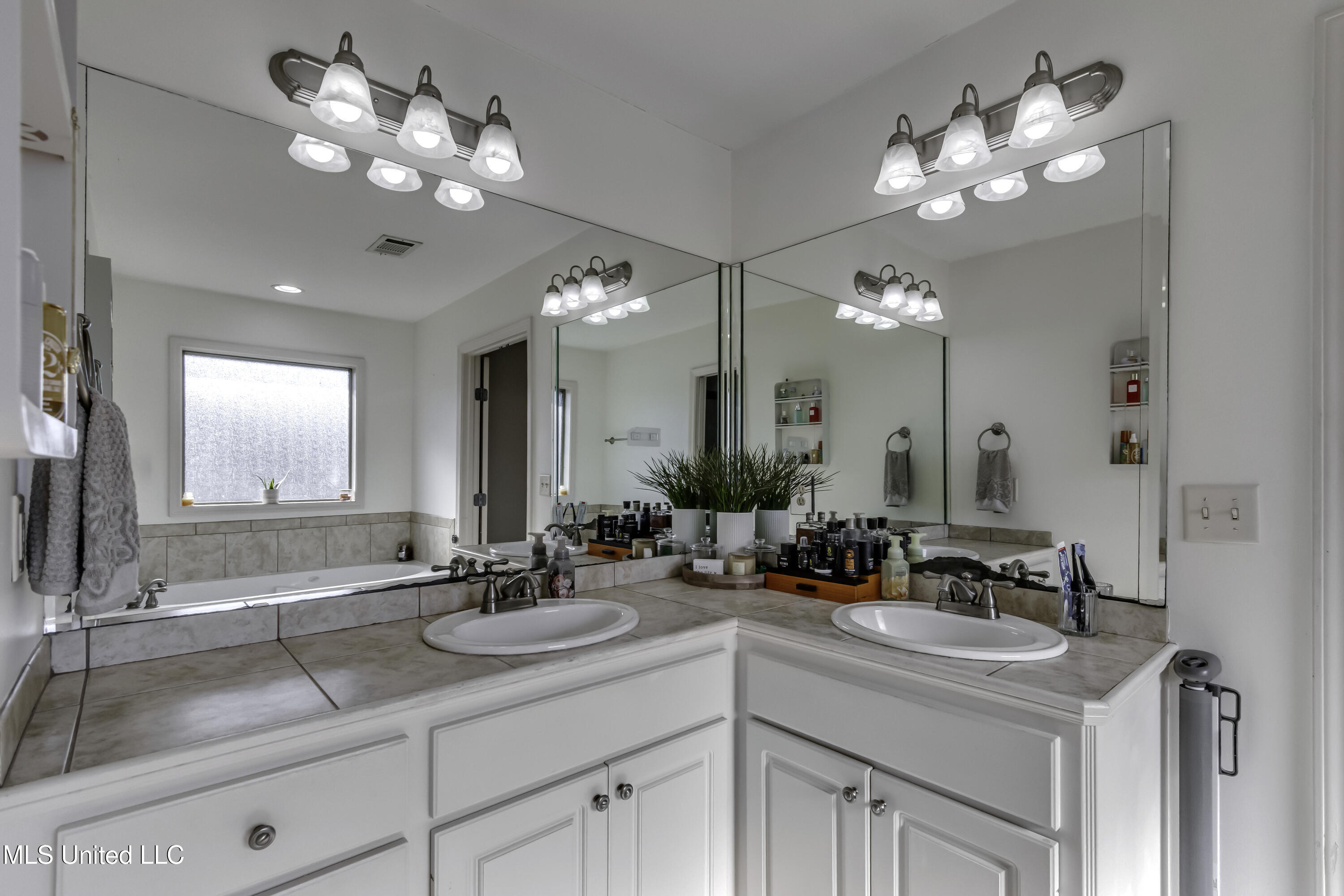 503 Springhill Place Brandon, MS 39047 - Photo 20 of 40 503 Spring Hill Place--21