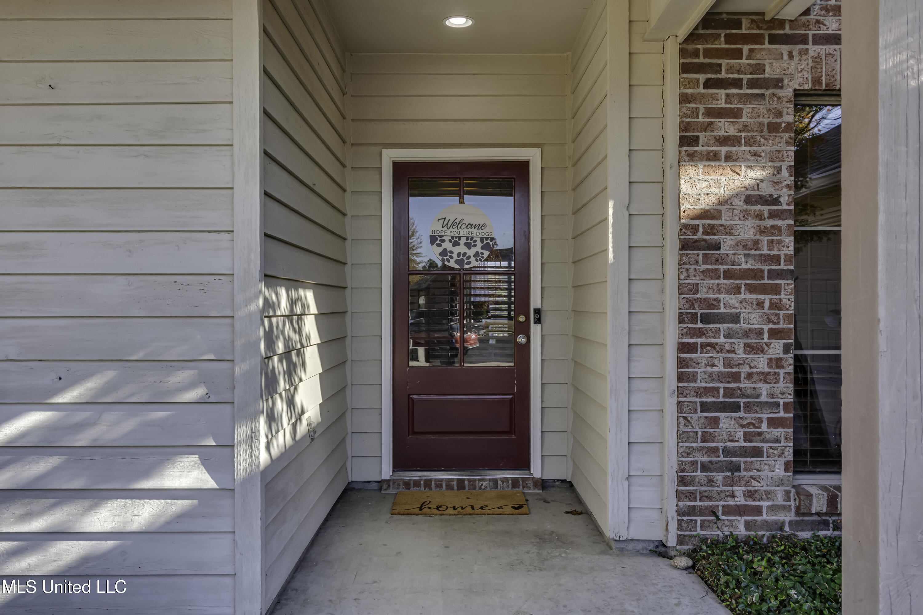 503 Springhill Place Brandon, MS 39047 - Photo 4 of 40 503 Spring Hill Place--47