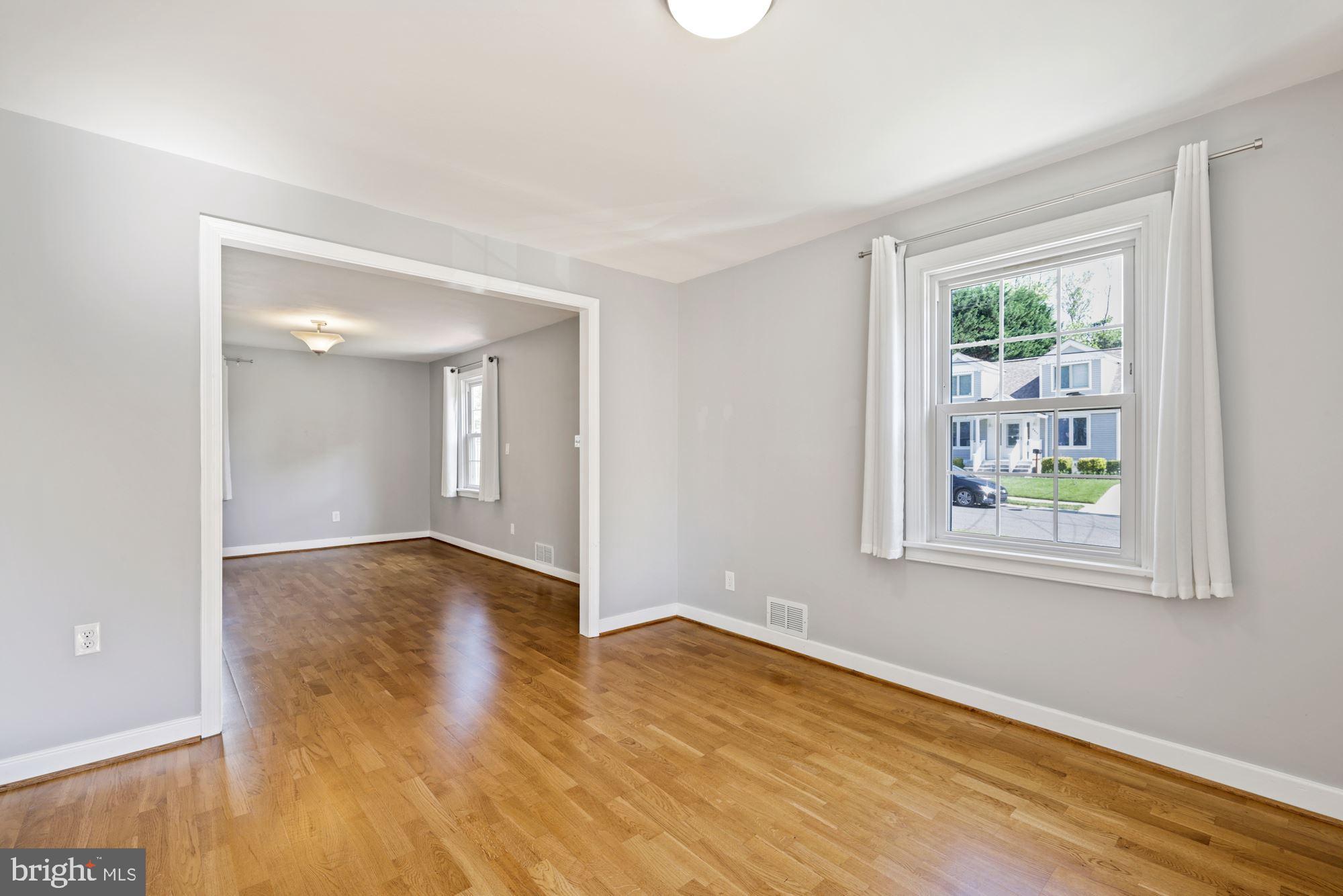 2708 Munson Street Silver Spring, MD 20902 - Photo 8 of 40 Dining Room