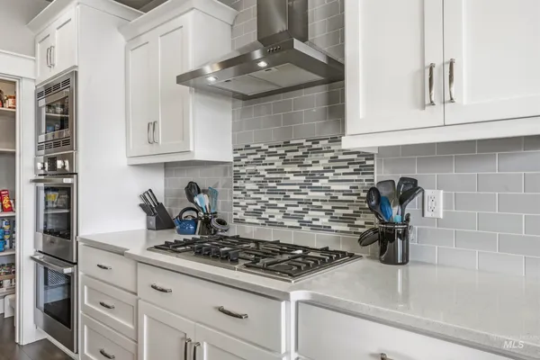 $825,000 | 1086 North Redspire Avenue, Star, ID 83669