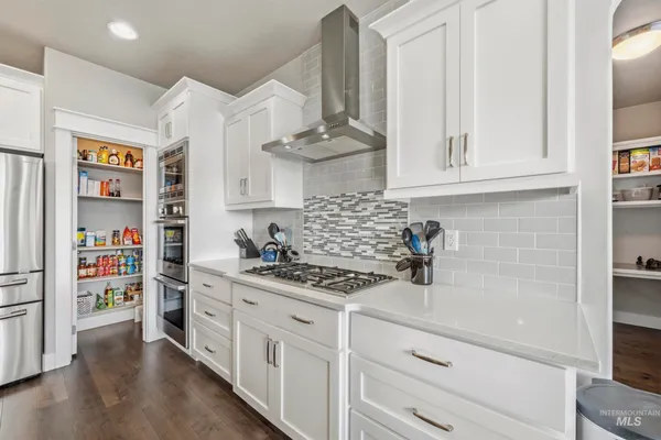 $825,000 | 1086 North Redspire Avenue, Star, ID 83669