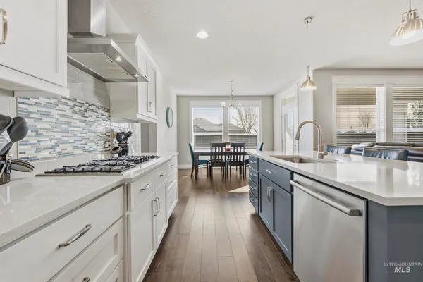 $825,000 | 1086 North Redspire Avenue, Star, ID 83669