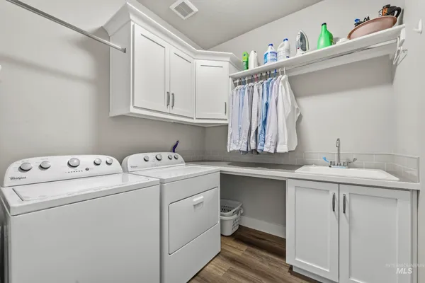 $825,000 | 1086 North Redspire Avenue, Star, ID 83669