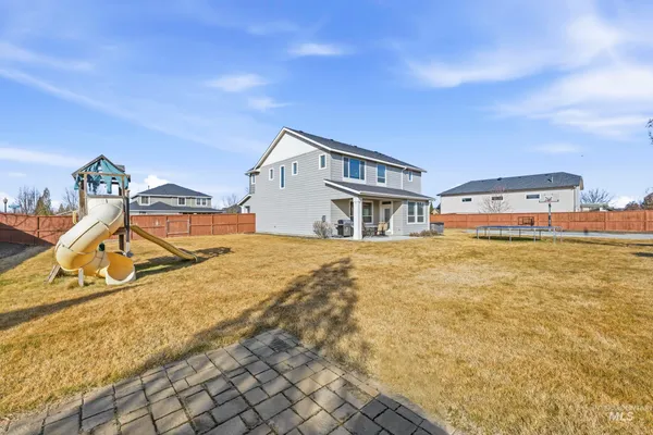 $825,000 | 1086 North Redspire Avenue, Star, ID 83669