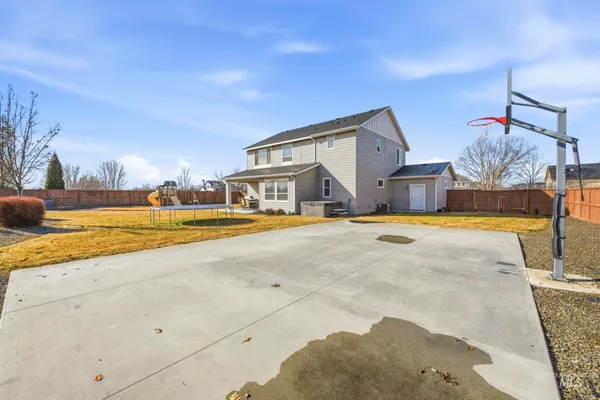 $825,000 | 1086 North Redspire Avenue, Star, ID 83669