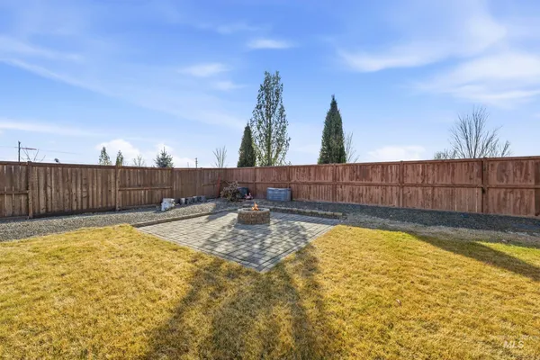 $825,000 | 1086 North Redspire Avenue, Star, ID 83669