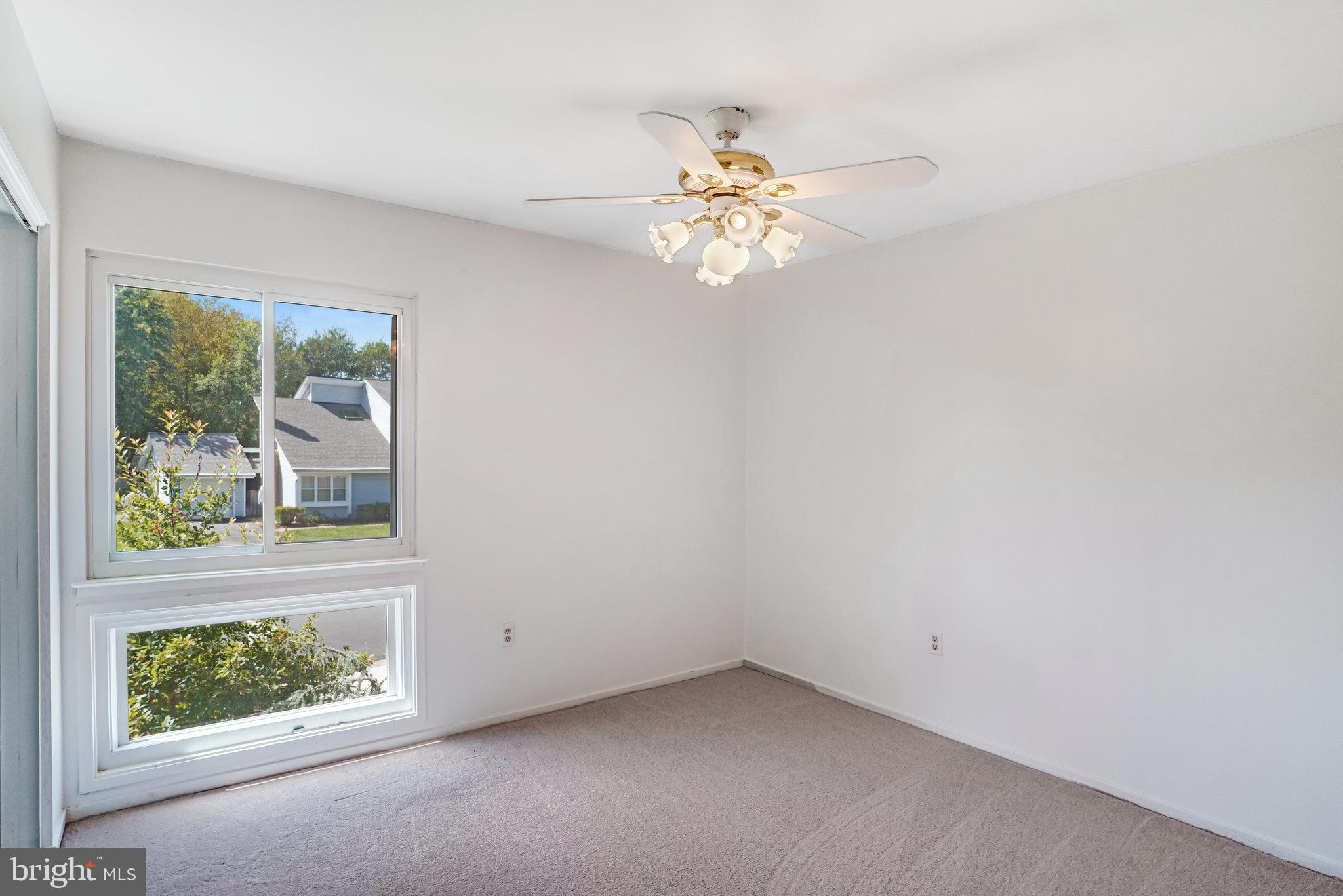 7709 Brandon Way Manassas, VA 20109 - Photo 26 of 40 an empty room with a window