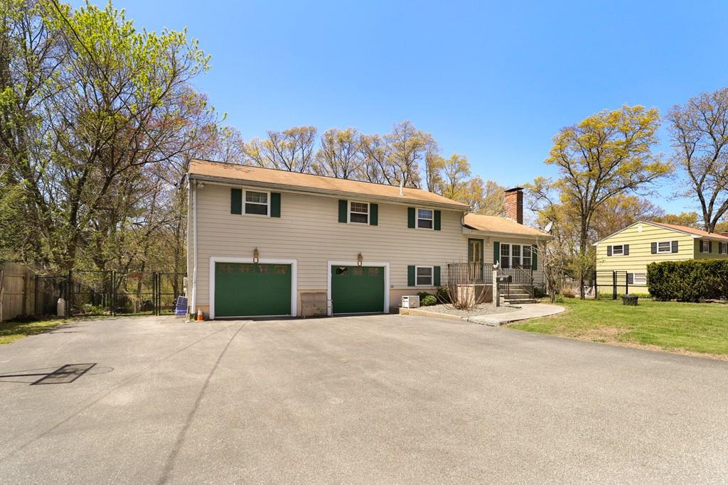 30 Arrowhead Road Bellingham, MA 02019 - Photo 3 of 28 Gallery Image 3
