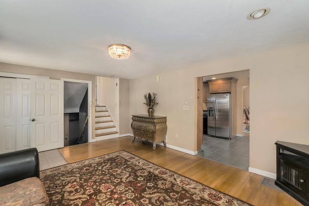 30 Arrowhead Road Bellingham, MA 02019 - Photo 6 of 28 Gallery Image 6