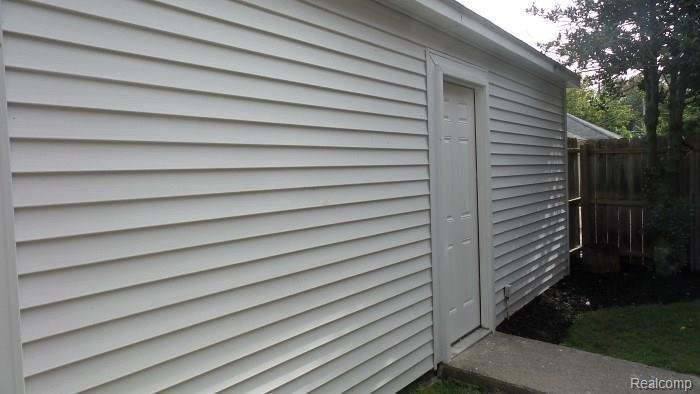 926 Nottingham Road Grosse Pointe Park, MI 48230 - Photo 7 of 50