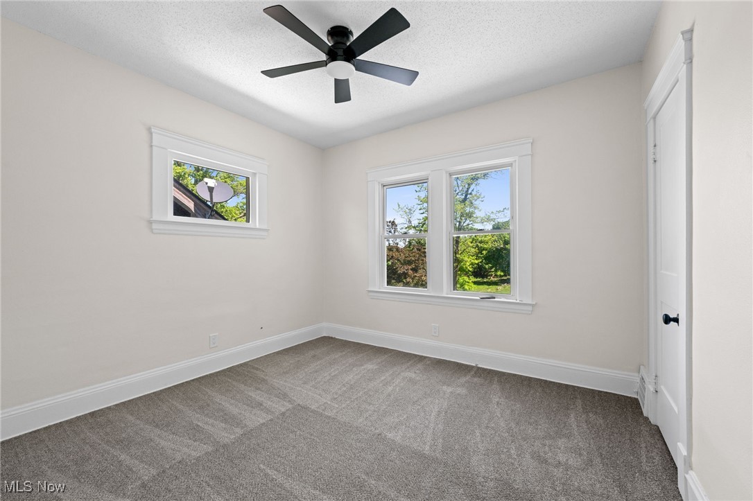 1886 Haldane Road Cleveland, OH 44112 - Photo 16 of 28