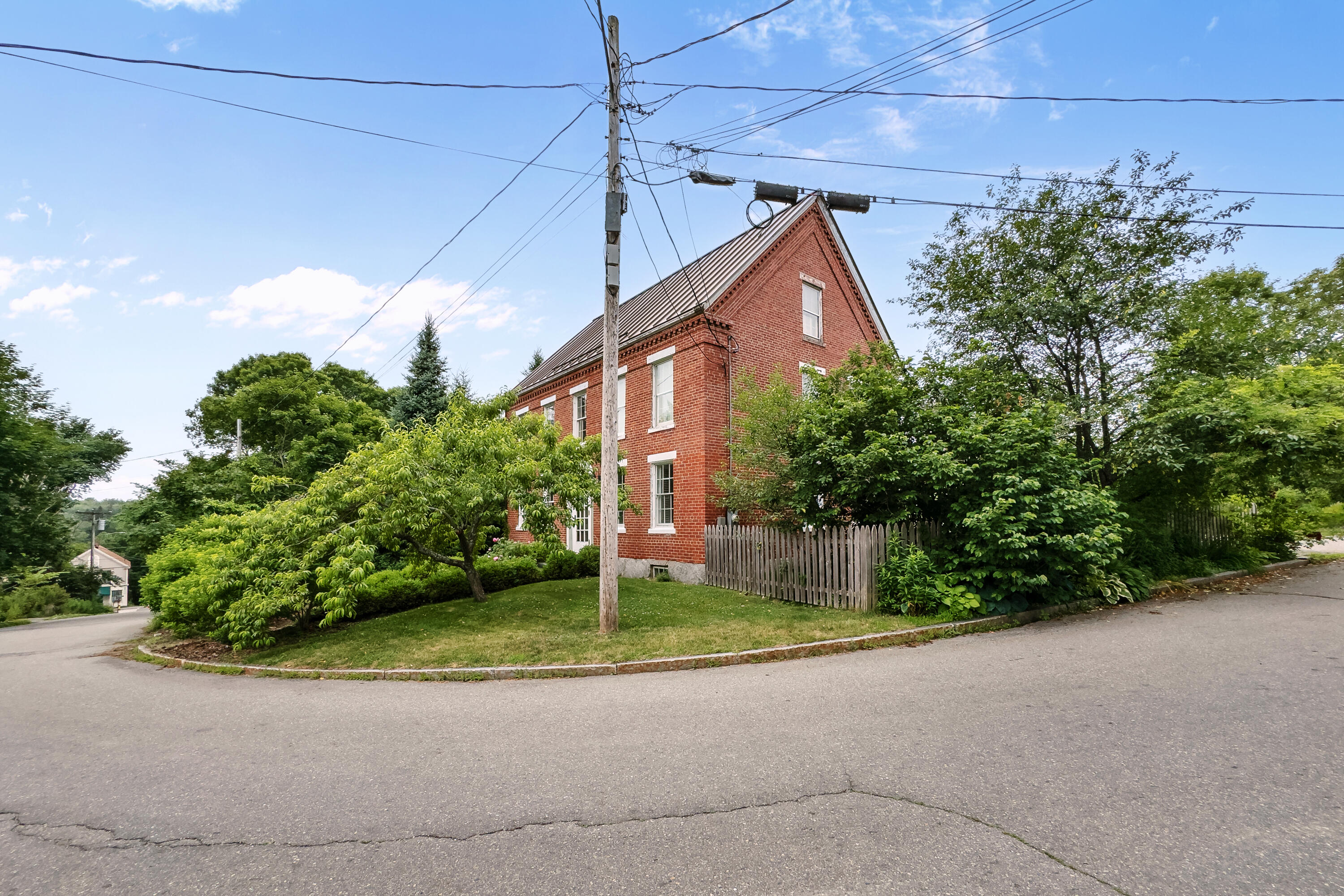 28 Pleasant Street Waldoboro, ME 04572 - Photo 46 of 59 28 Pleasant Street, Waldoboro