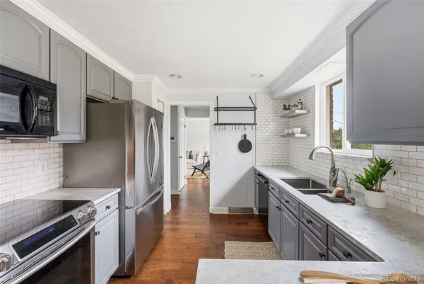 $725,000 | 4455 East Hinsdale Place, Centennial, CO 80122