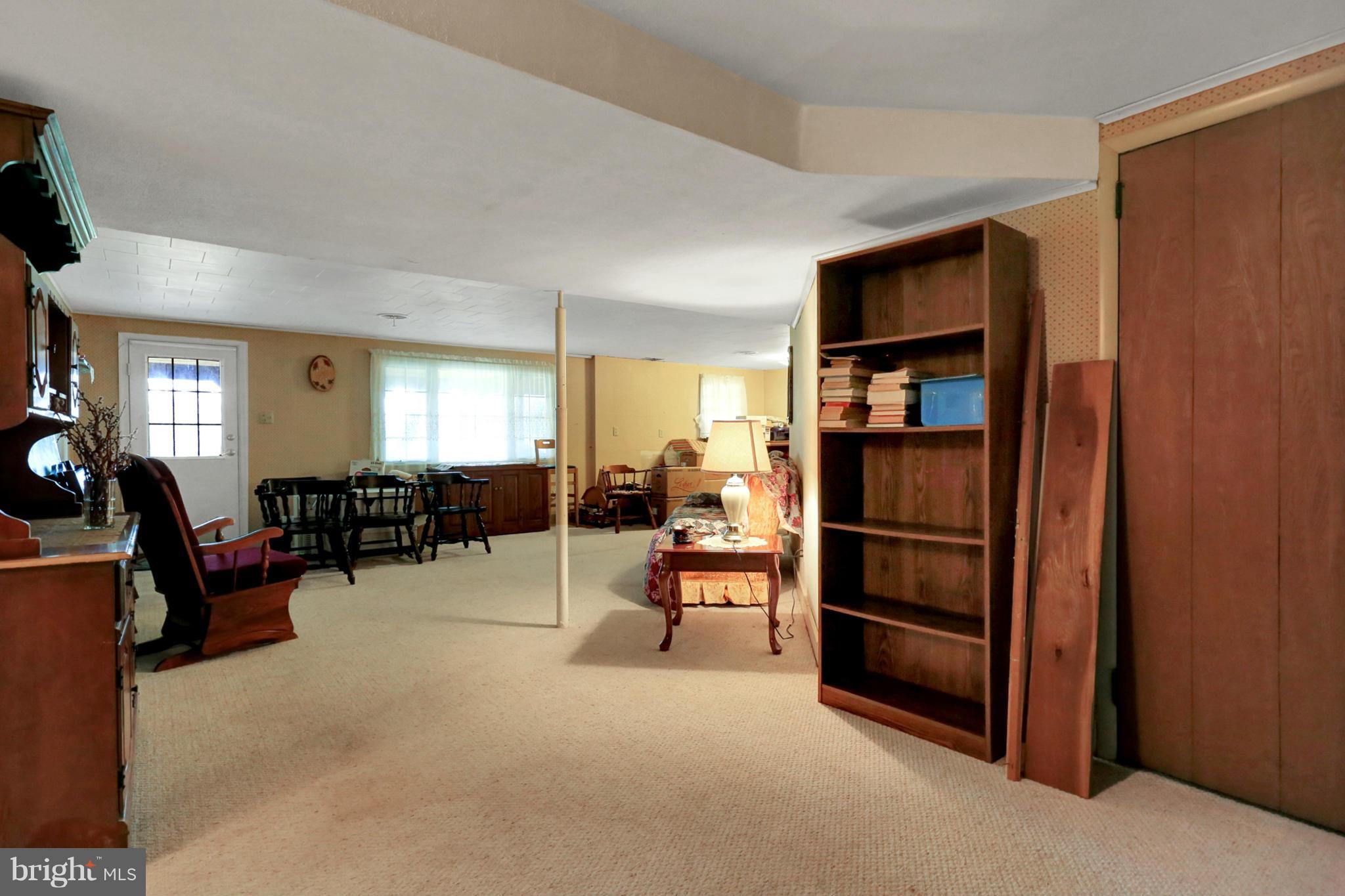6120 Marsh Road Waynesboro, PA 17268 - Photo 24 of 27 Family Room