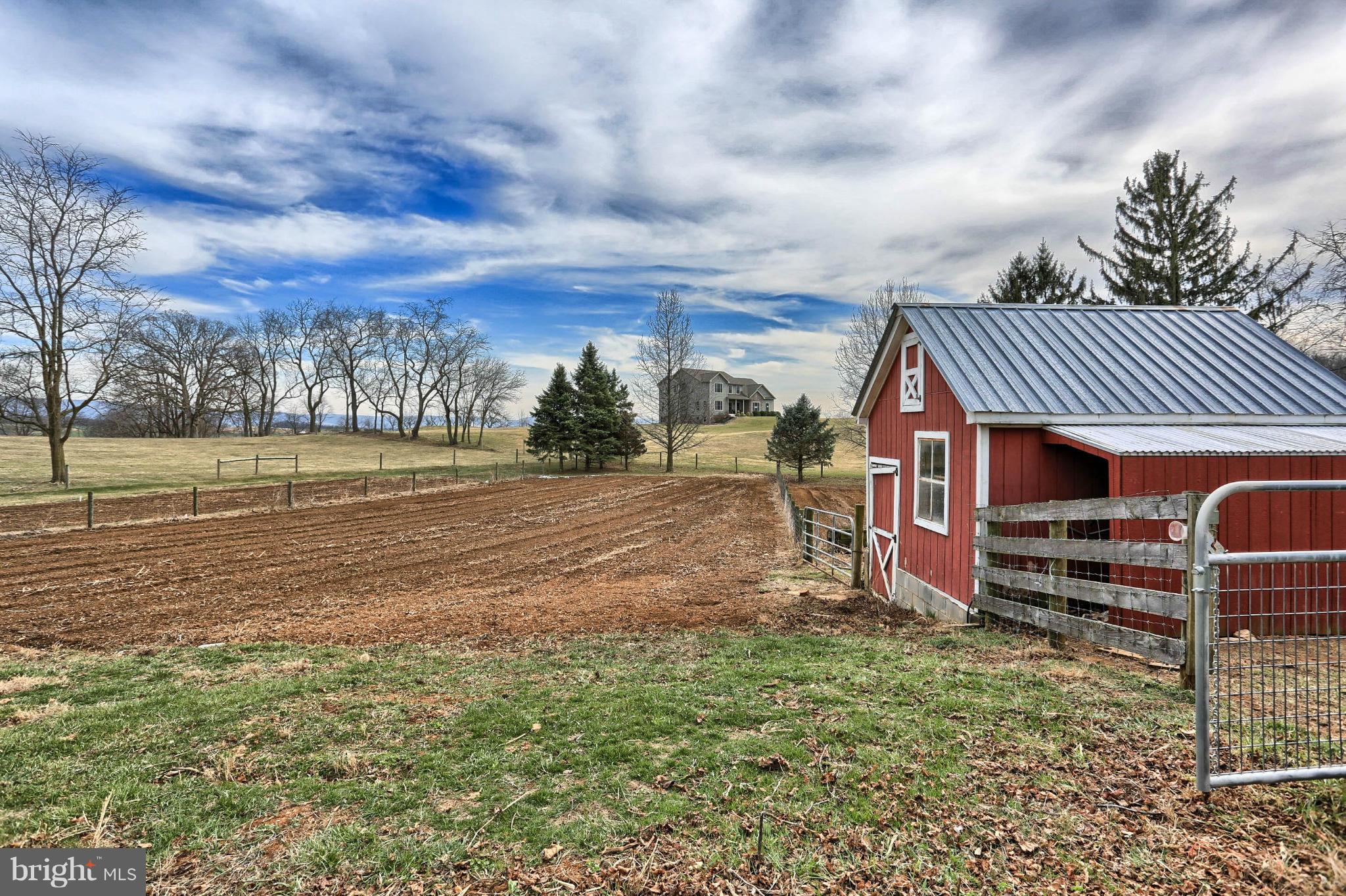 6120 Marsh Road Waynesboro, PA 17268 - Photo 6 of 27 Pasture/Barn