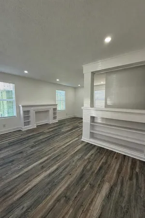 $2,300 | 705 Stanford Street, Unit A, Houston, TX 77019