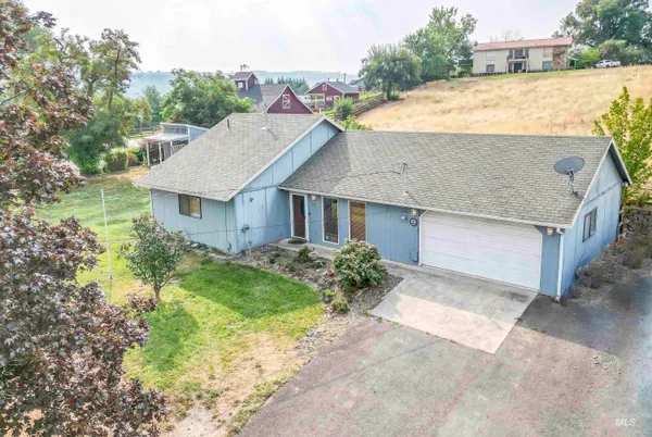 $325,000 | 1103 18th Avenue, Clarkston, WA 99403