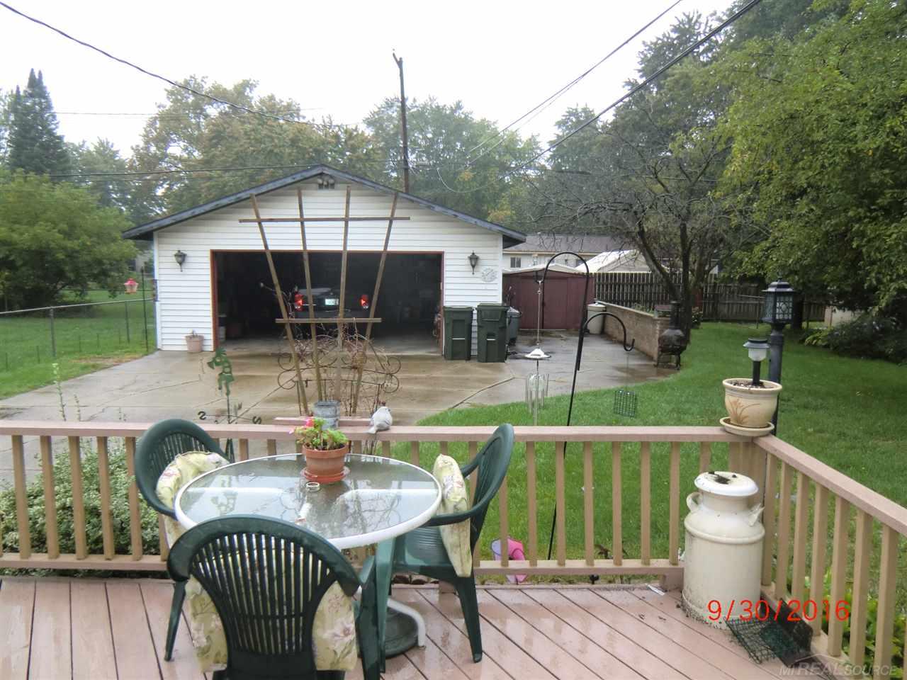 3060 Hessel Avenue Rochester Hills, MI 48307 - Photo 9 of 10