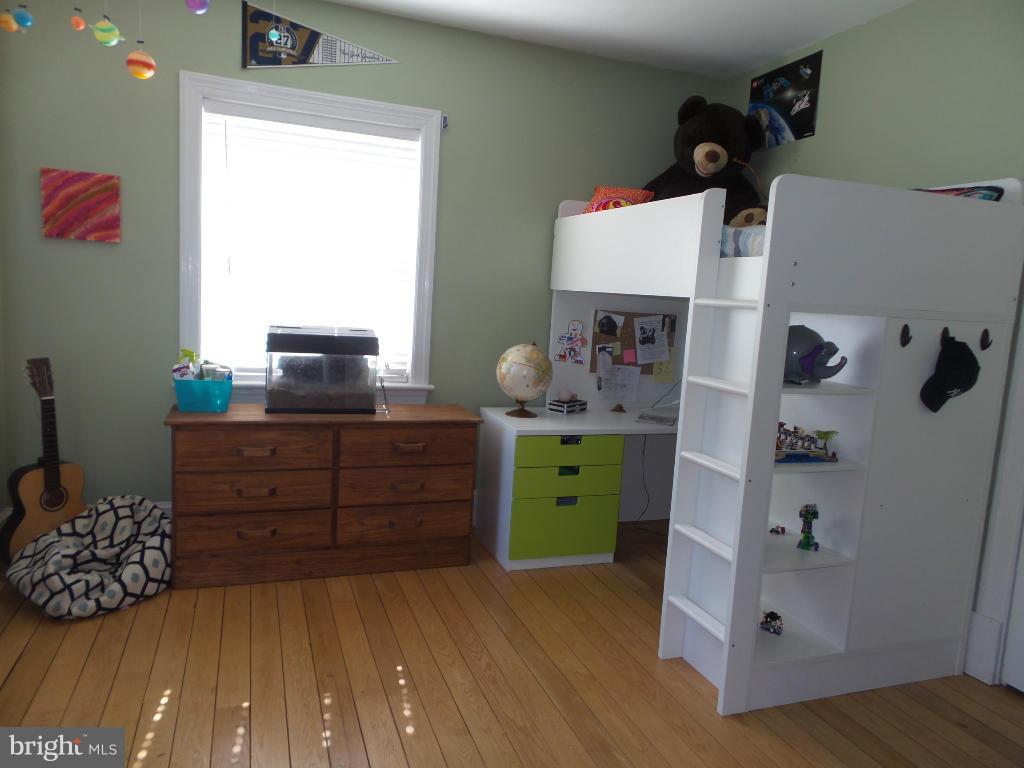 611 Edwards Ferry Road Northeast Leesburg, VA 20176 - Photo 14 of 30 Bedroom