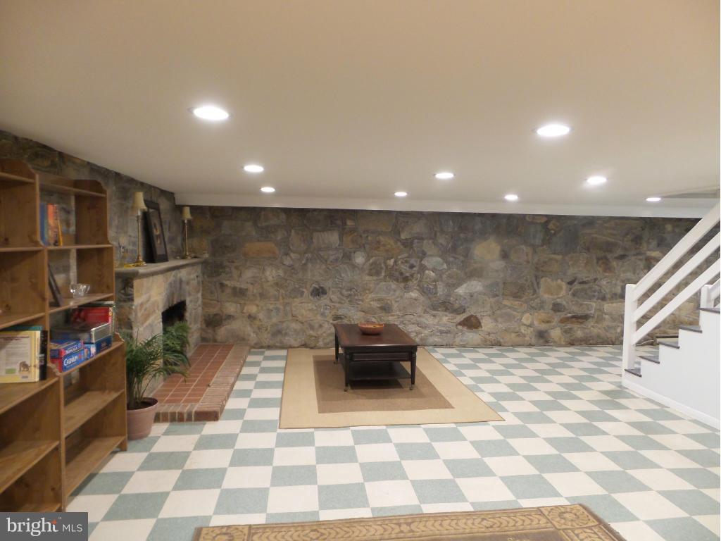 611 Edwards Ferry Road Northeast Leesburg, VA 20176 - Photo 24 of 30 Lower Level