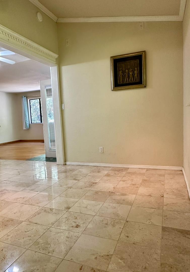 3038 Canyon Road Burlingame, CA 94010 - Photo 6 of 14