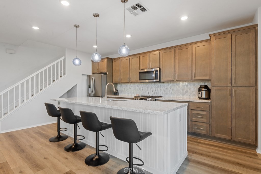6767 Rowen Way Riverside, CA 92504 - Photo 5 of 32 Gallery Image 5