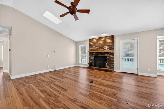 $322,000 | 201 Westminster Drive, St. Peters, MO 63376