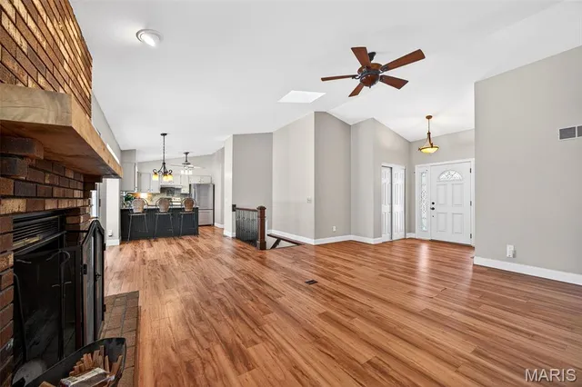 $322,000 | 201 Westminster Drive, St. Peters, MO 63376